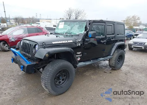 2013 Jeep Wrangler Unlimited Sahara из США, поврежденный, VIN 1C4BJWEG5DL538986